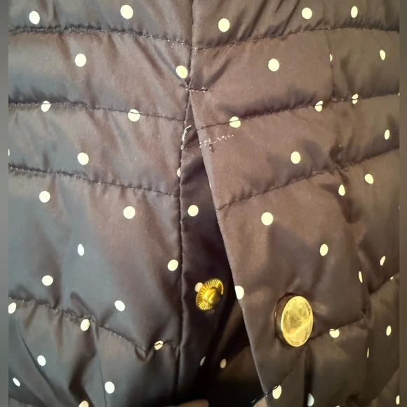 Charter Club Black & White Polka Dot Puffer Vest with Pockets in Size Medium - Picture 2 of 6